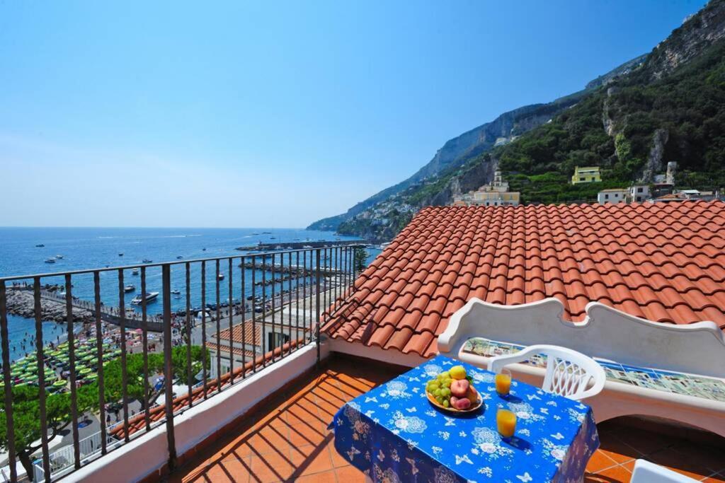 Mamma Rosanna - Apartment In Amalfi With Terrace Dış mekan fotoğraf