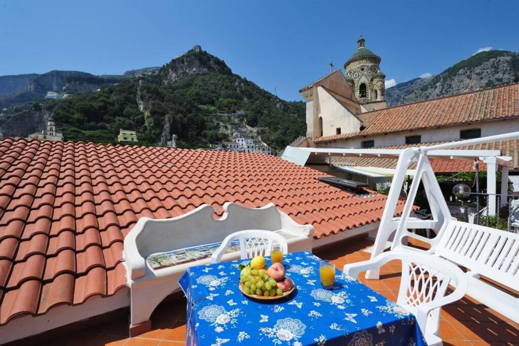 Mamma Rosanna - Apartment In Amalfi With Terrace Dış mekan fotoğraf