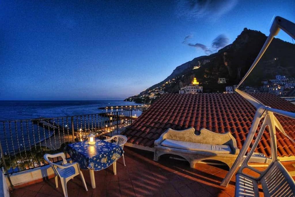 Mamma Rosanna - Apartment In Amalfi With Terrace Dış mekan fotoğraf