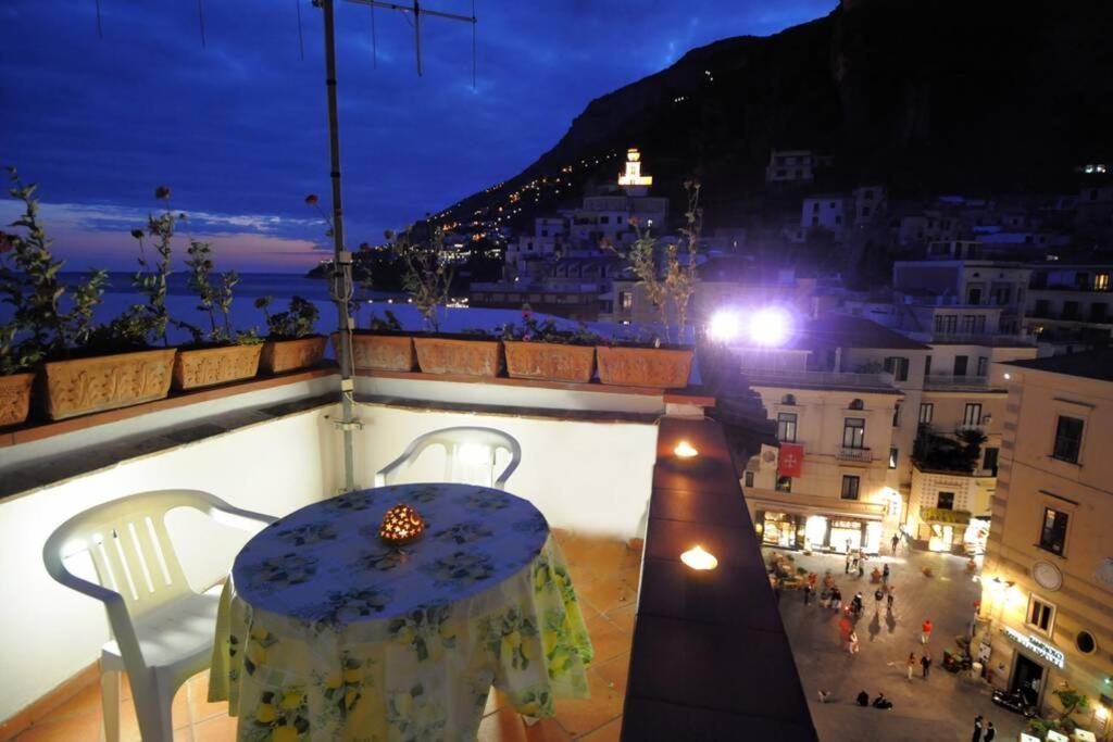 Mamma Rosanna - Apartment In Amalfi With Terrace Dış mekan fotoğraf