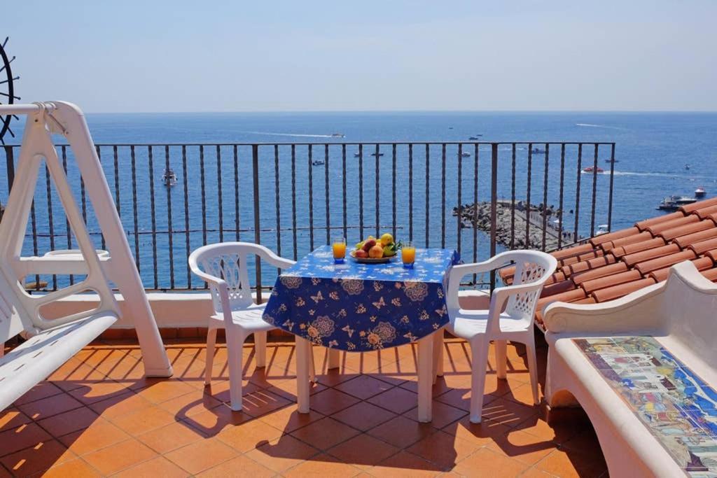 Mamma Rosanna - Apartment In Amalfi With Terrace Dış mekan fotoğraf