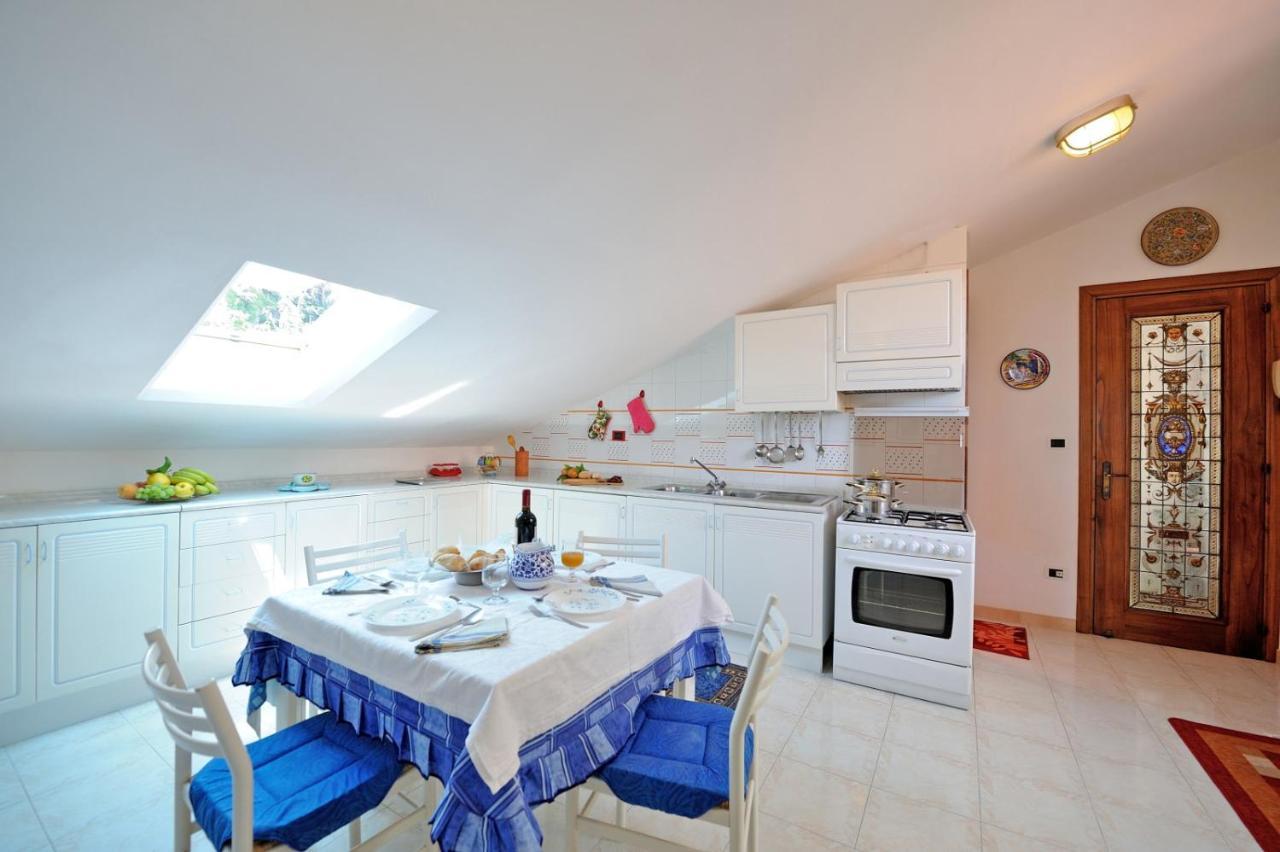 Mamma Rosanna - Apartment In Amalfi With Terrace Dış mekan fotoğraf